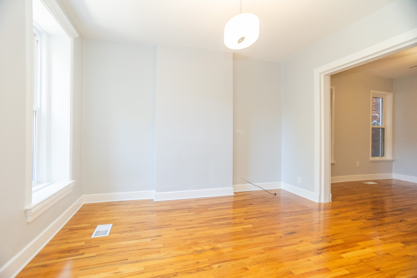 525 N Wood Street Unit: 1