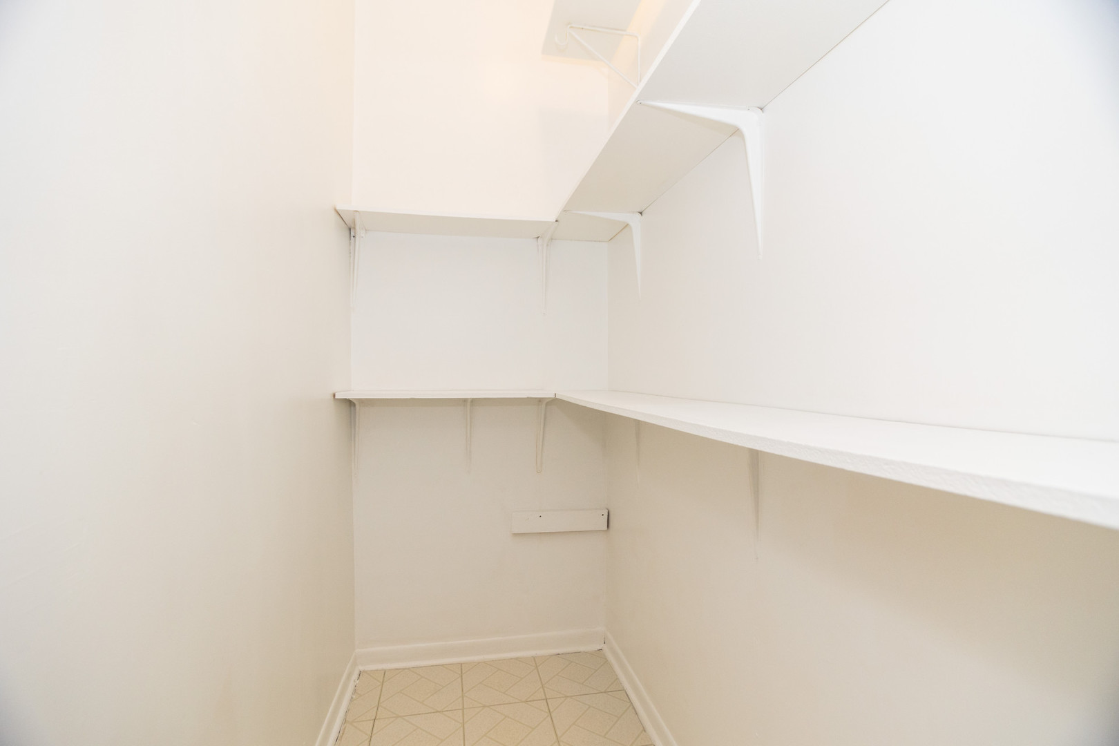 525 N Wood Street Unit: 1