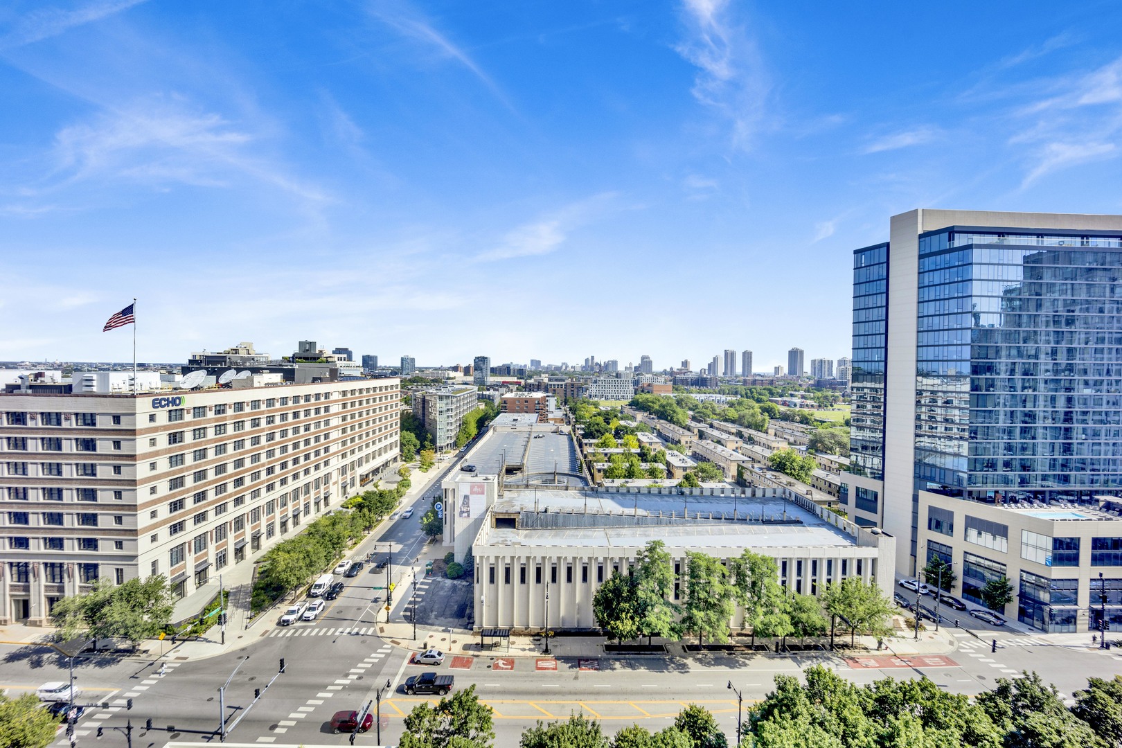 500 W Superior Street Unit: 1004