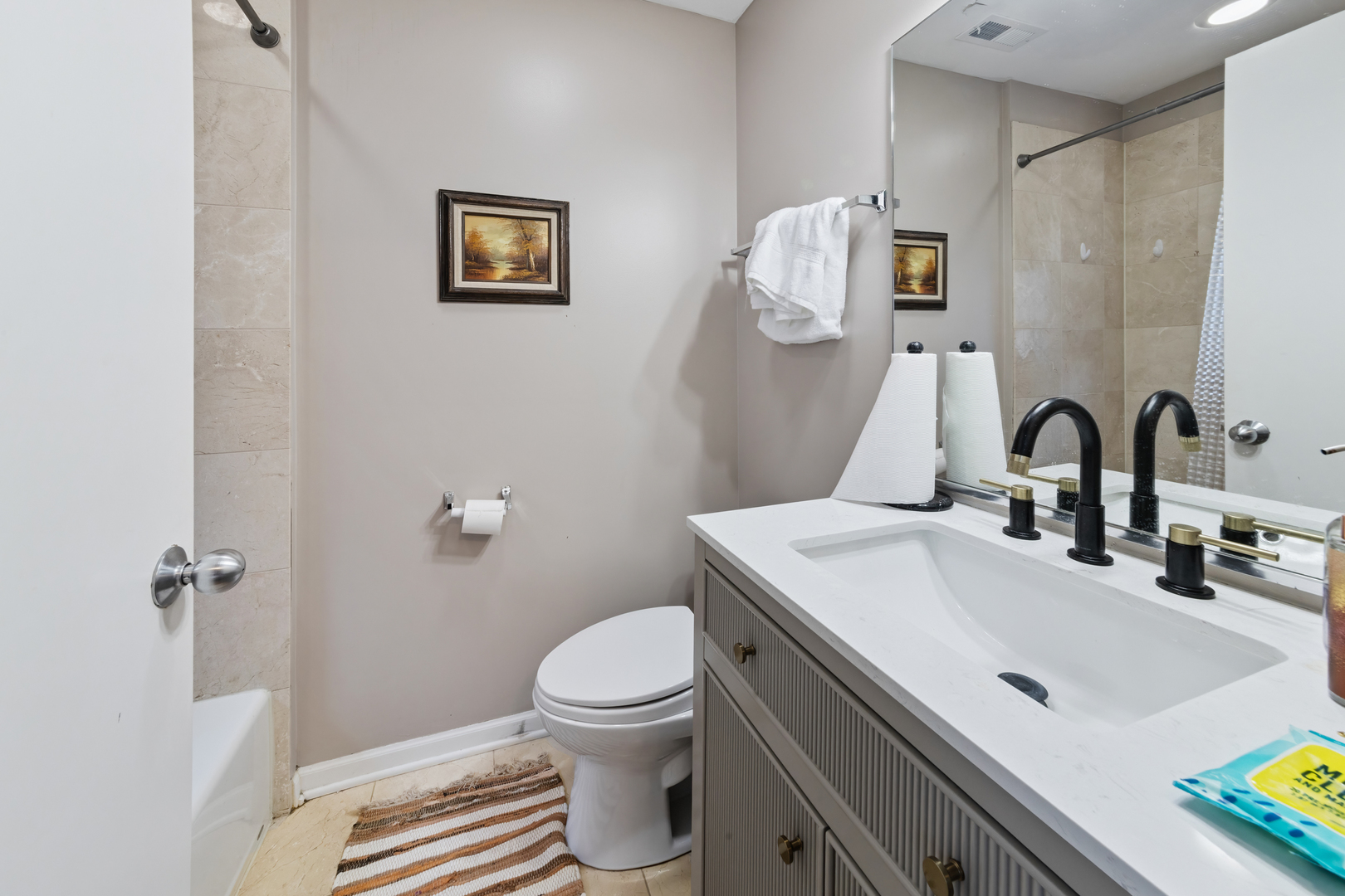 1740 W Foster Avenue Unit: 3R