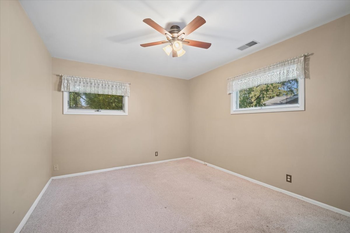 301 RIVER Drive