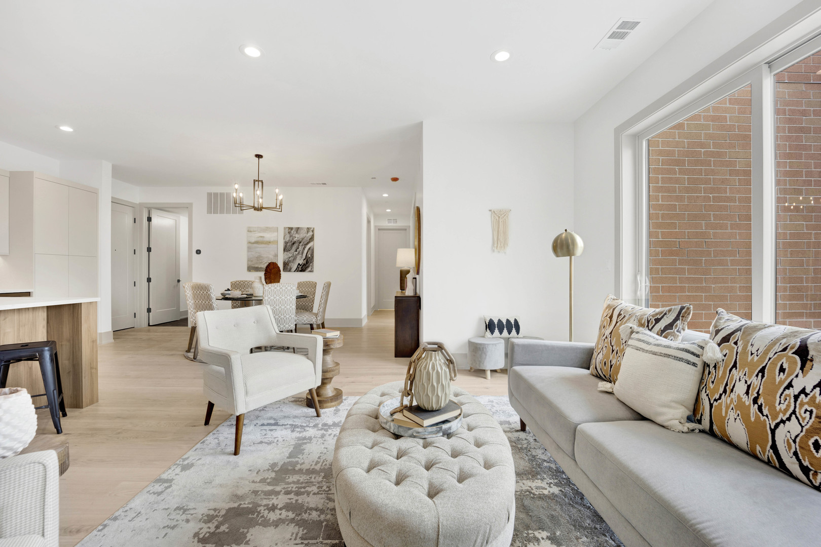 1548 W Ardmore Avenue Unit: 3D