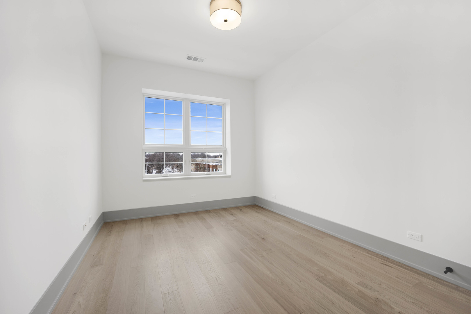 1548 W Ardmore Avenue Unit: 3D