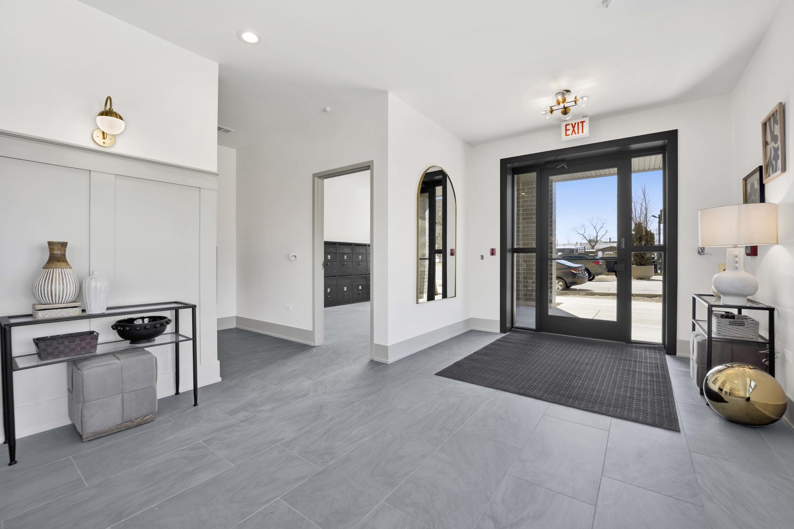 1548 W Ardmore Avenue Unit: 3D