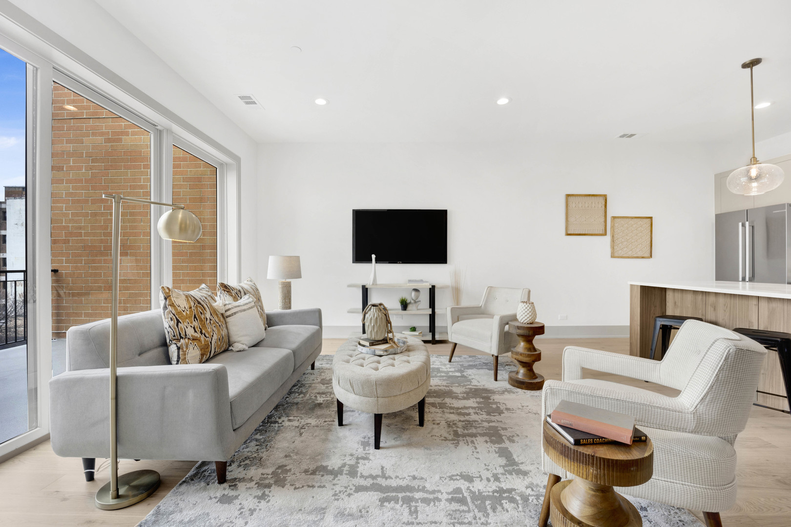 1548 W Ardmore Avenue Unit: 3D