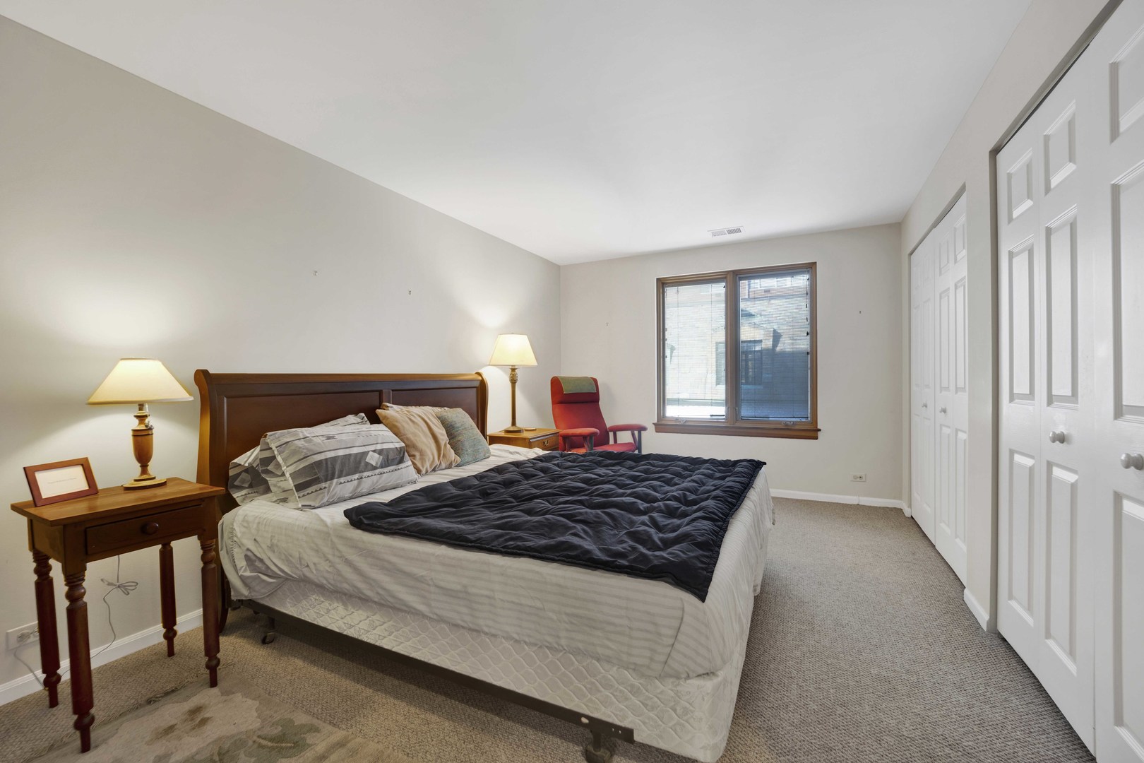 525 grove Street Unit: 4D