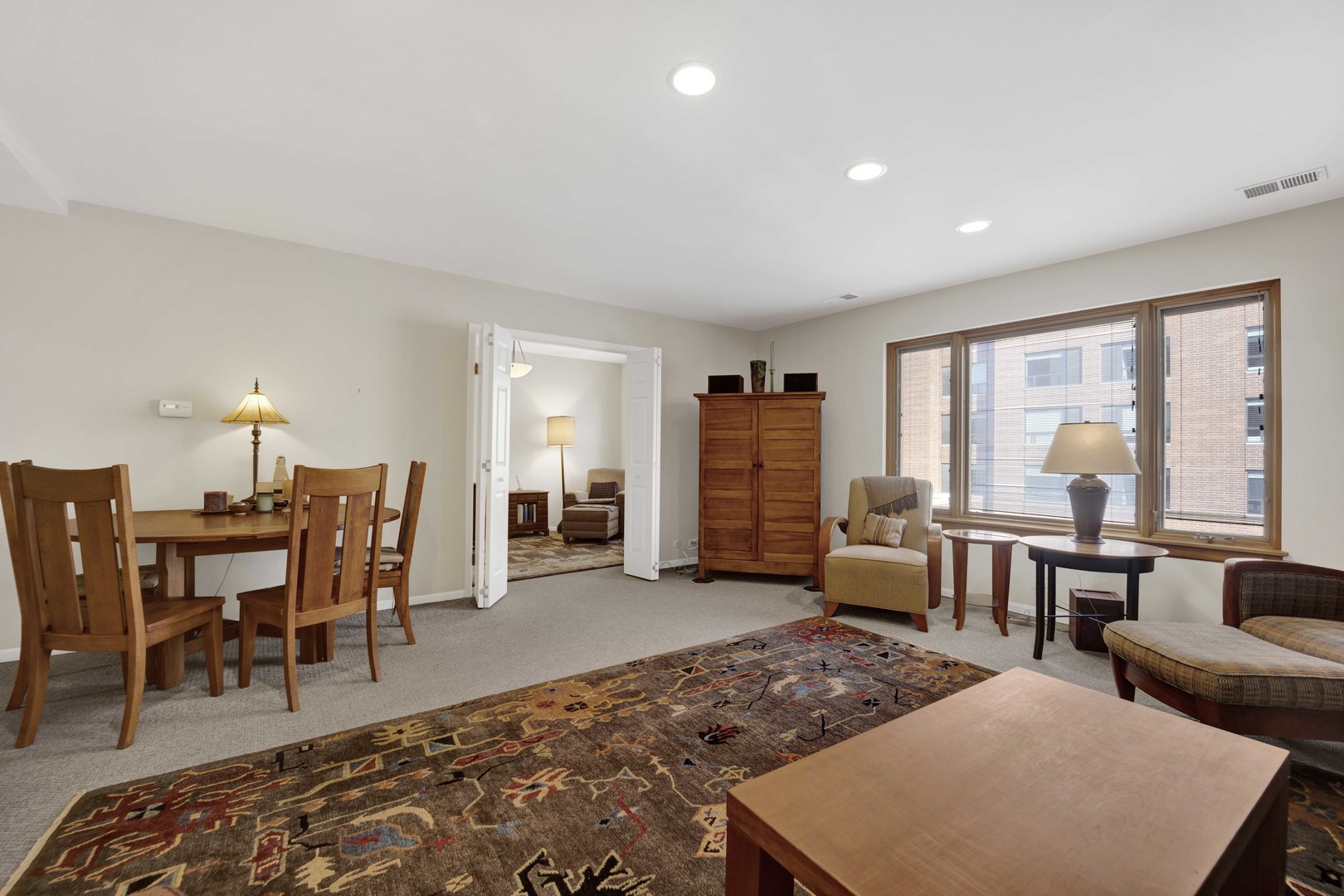 525 grove Street Unit: 4D