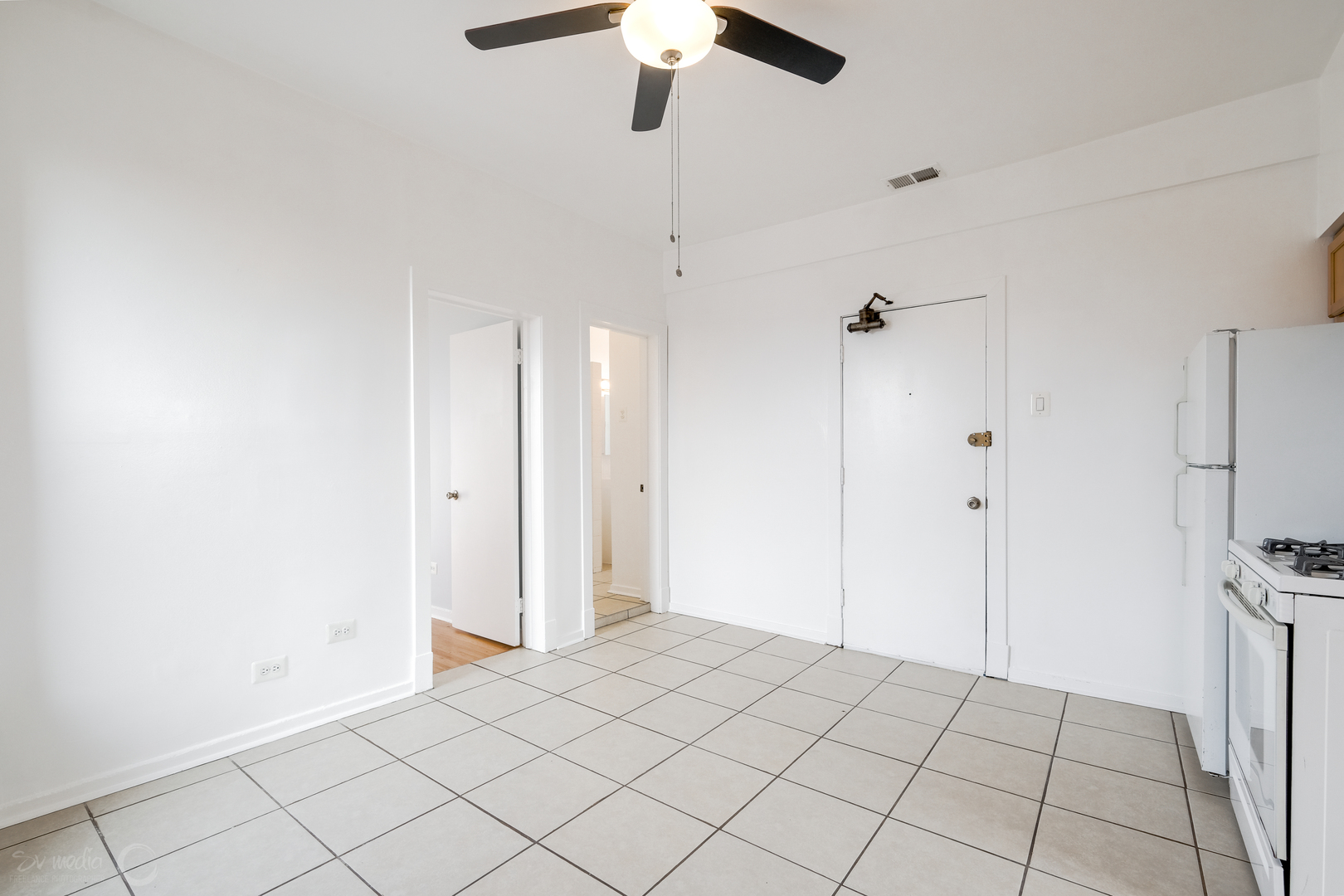 2418 N Clybourn Avenue Unit: 2F