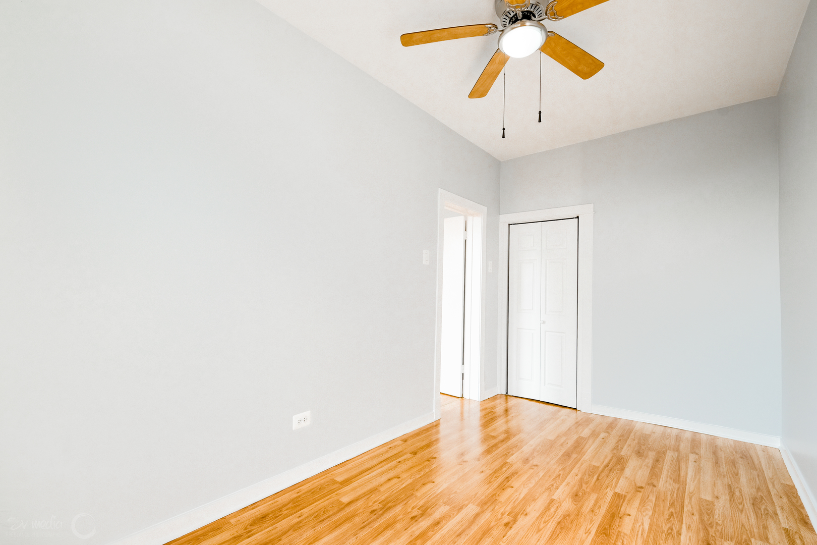 2418 N Clybourn Avenue Unit: 2F