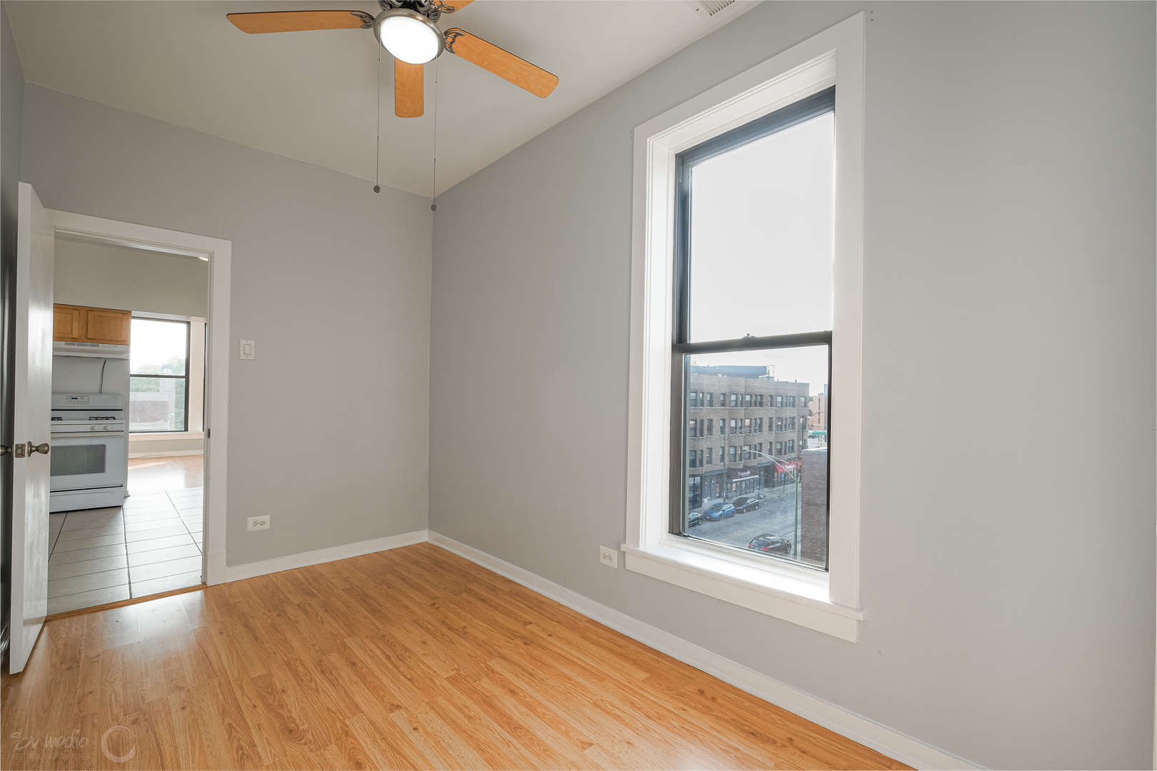 2418 N Clybourn Avenue Unit: 2F