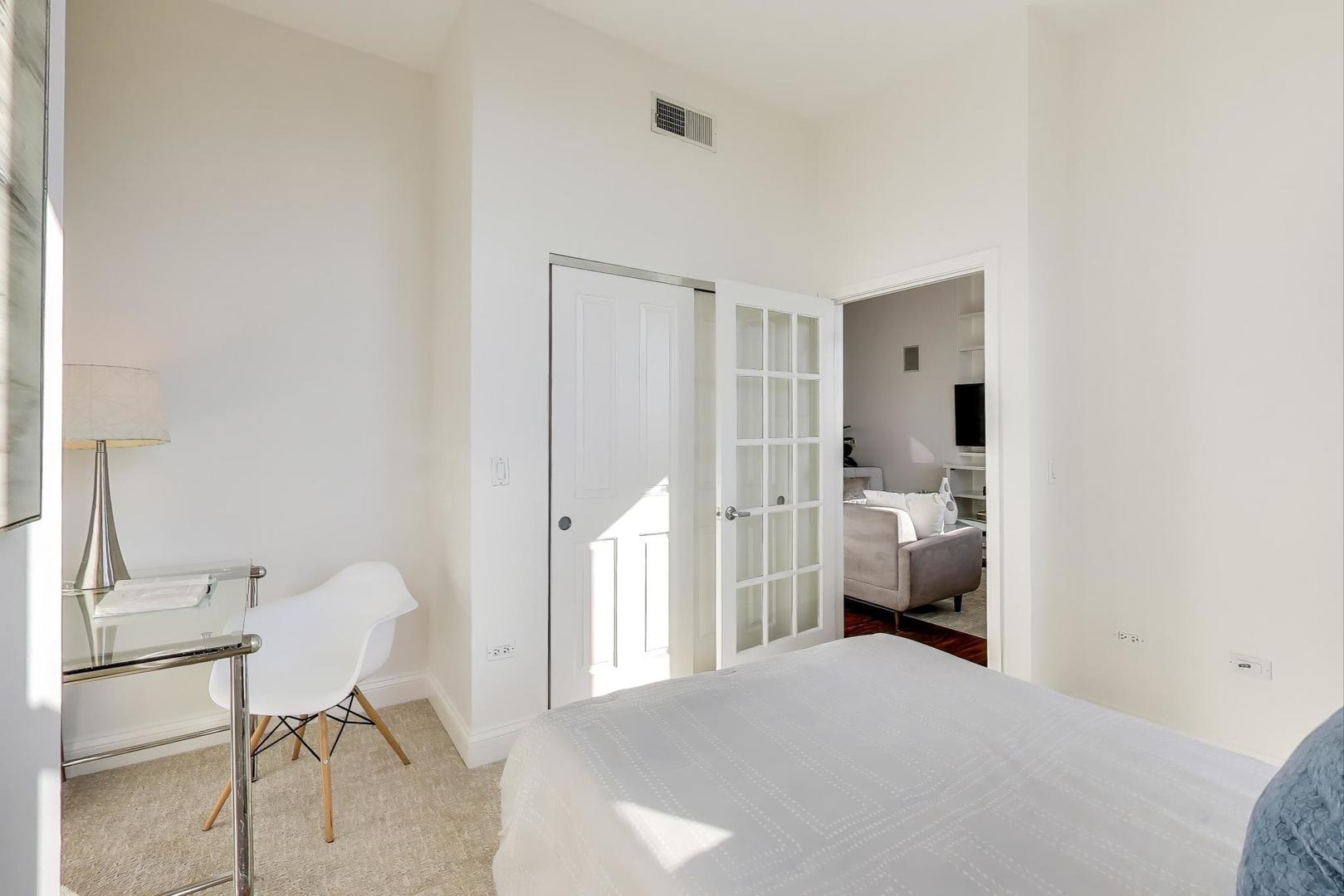 1464 S Michigan Avenue Unit: 1605