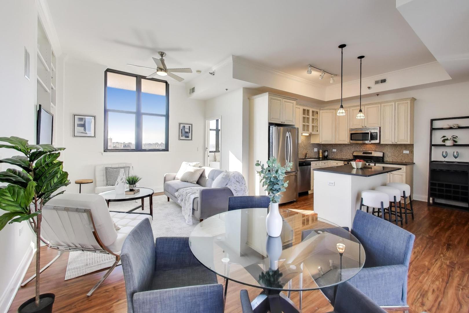 1464 S Michigan Avenue Unit: 1605
