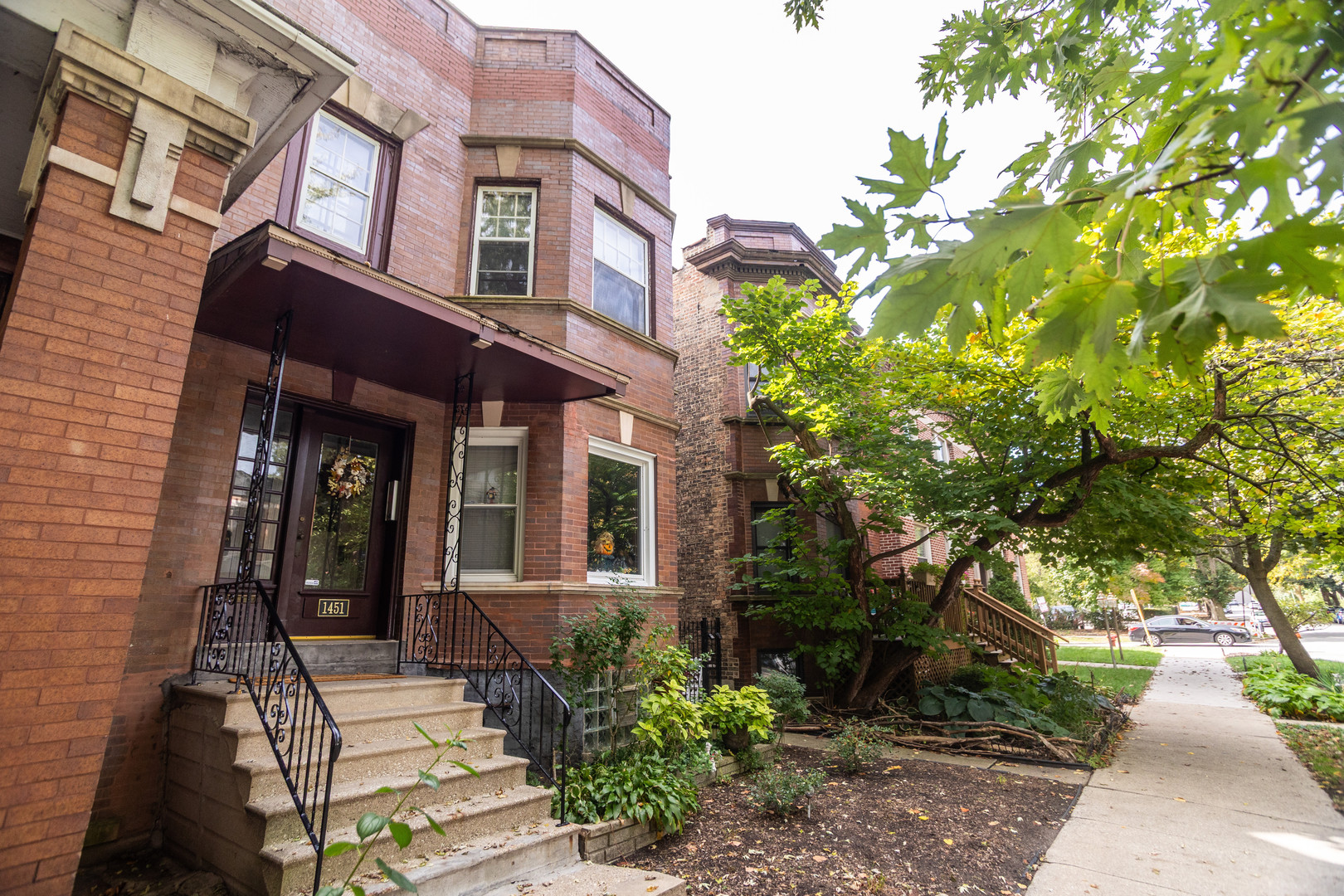 1451 W Thome Avenue Unit: 2