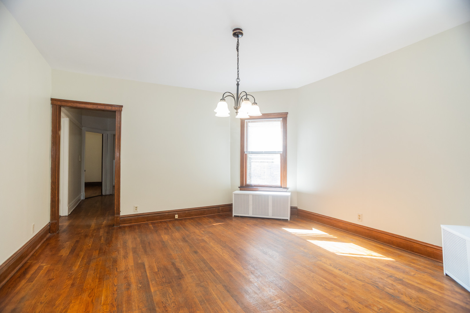 1451 W Thome Avenue Unit: 2