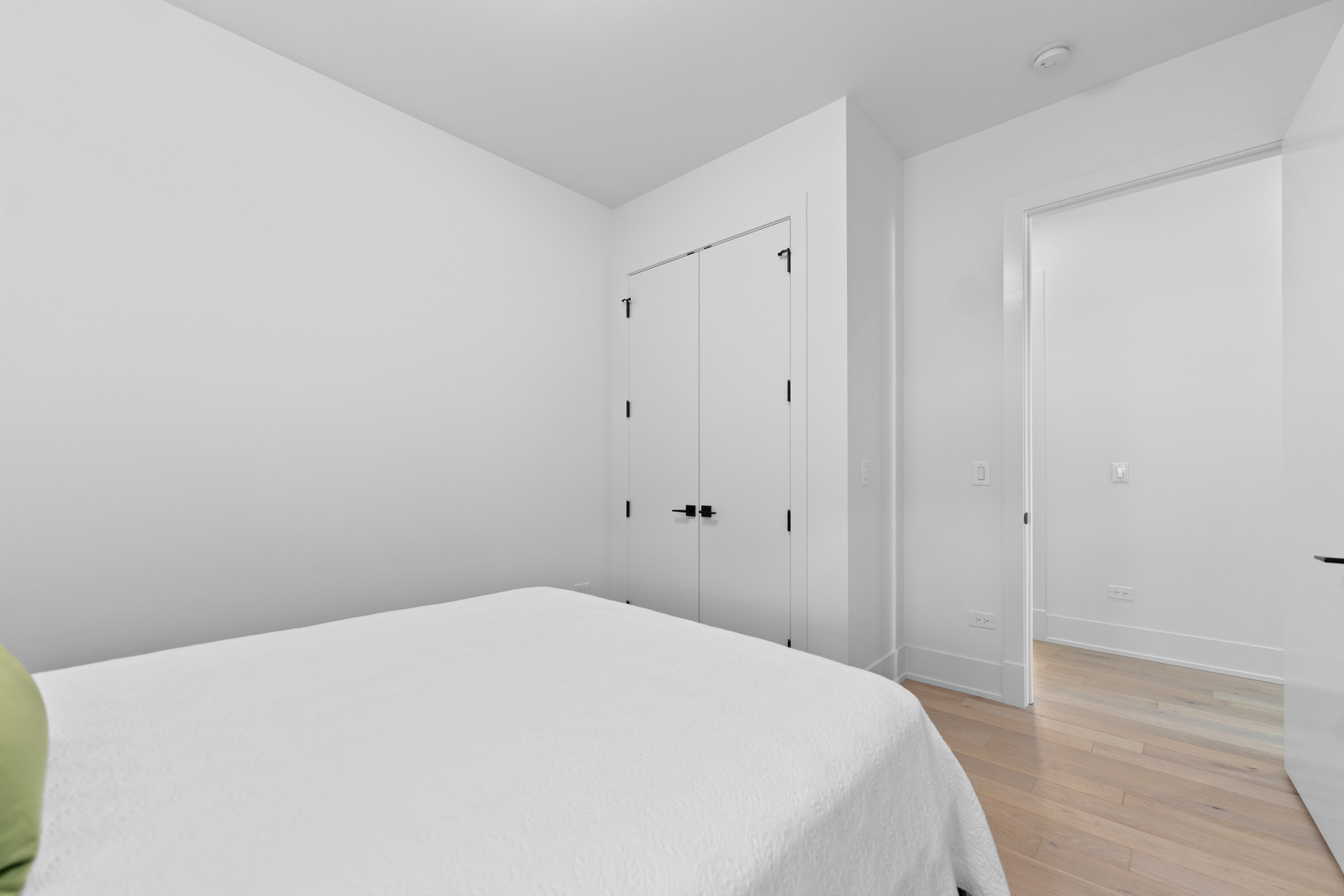 1767 W Rosehill Drive Unit: 304