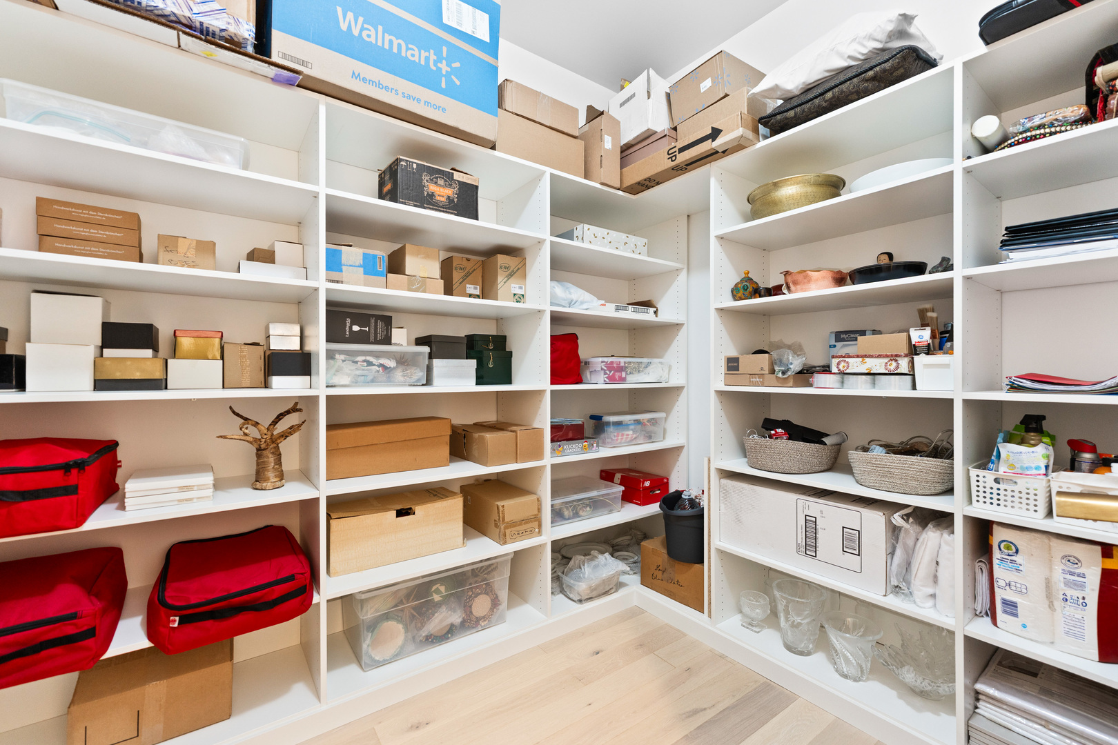 1767 W Rosehill Drive Unit: 304