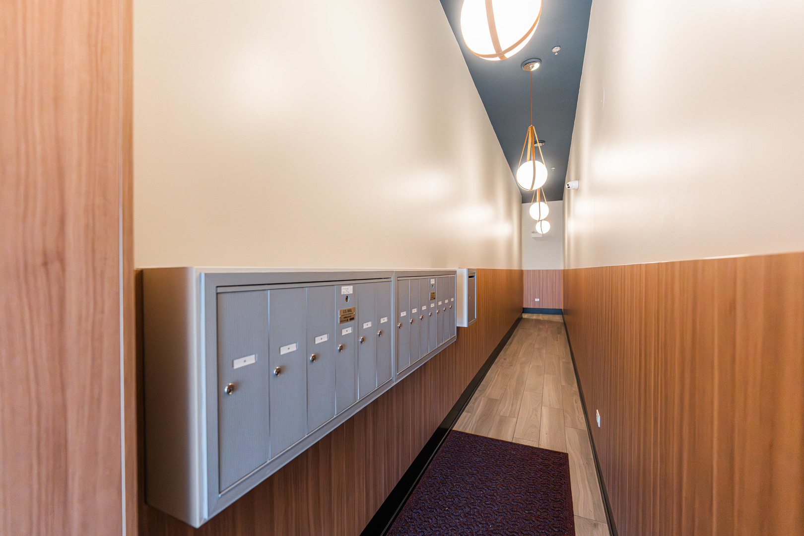 1767 W Rosehill Drive Unit: 304