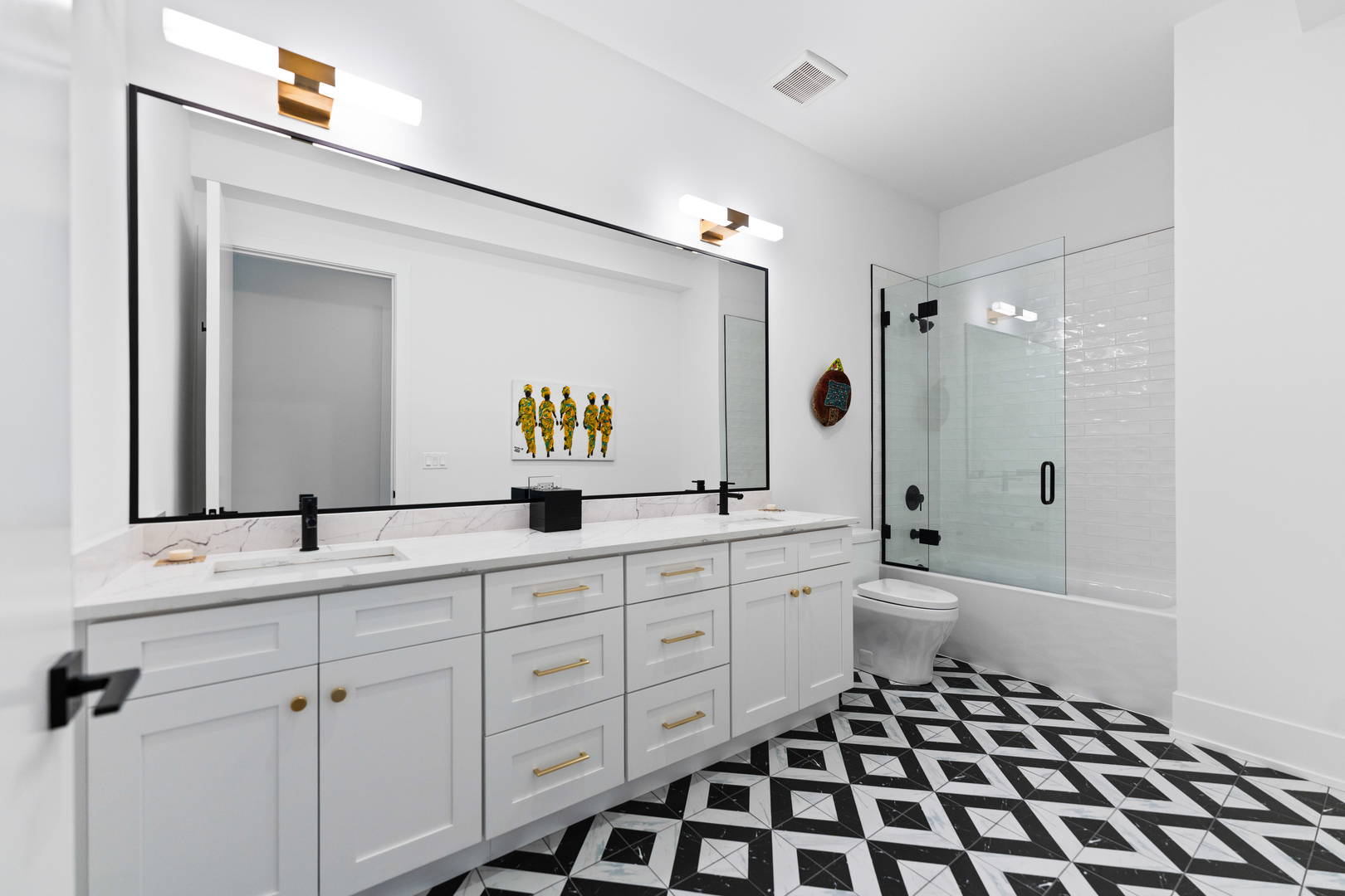 1767 W Rosehill Drive Unit: 304
