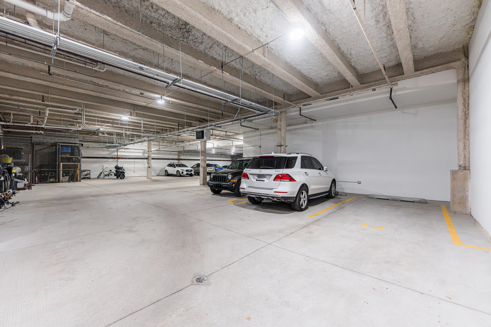 1767 W Rosehill Drive Unit: 304