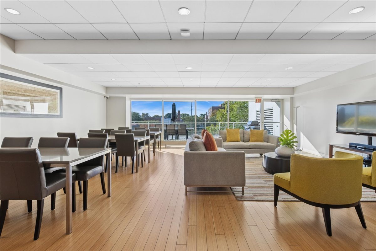 1570 ELMWOOD Avenue Unit: 1302