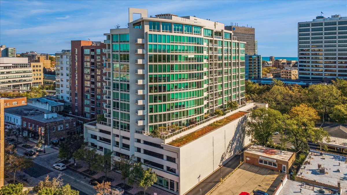 1570 ELMWOOD Avenue Unit: 1302