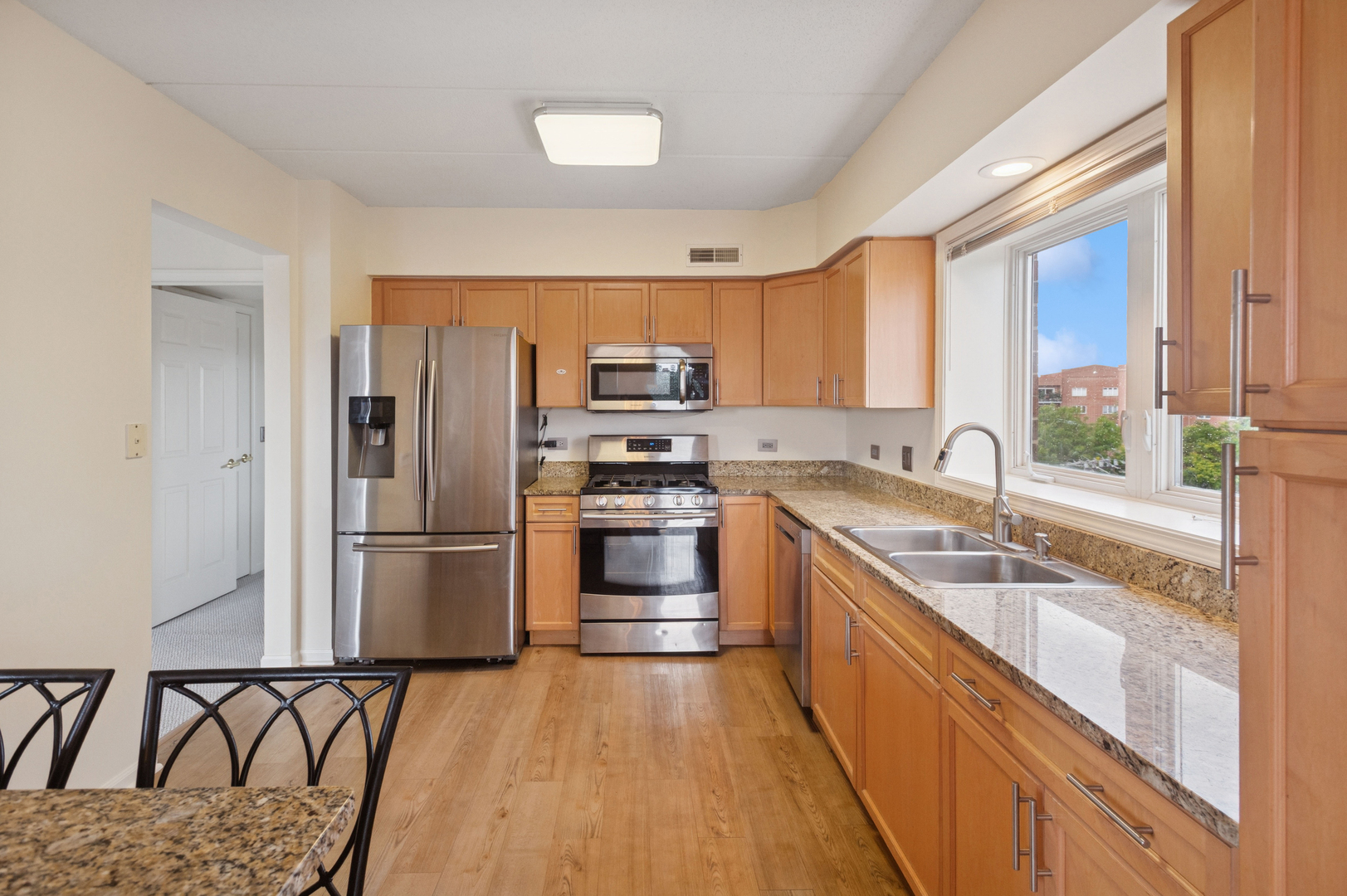 501 ALLES Street Unit: 501A