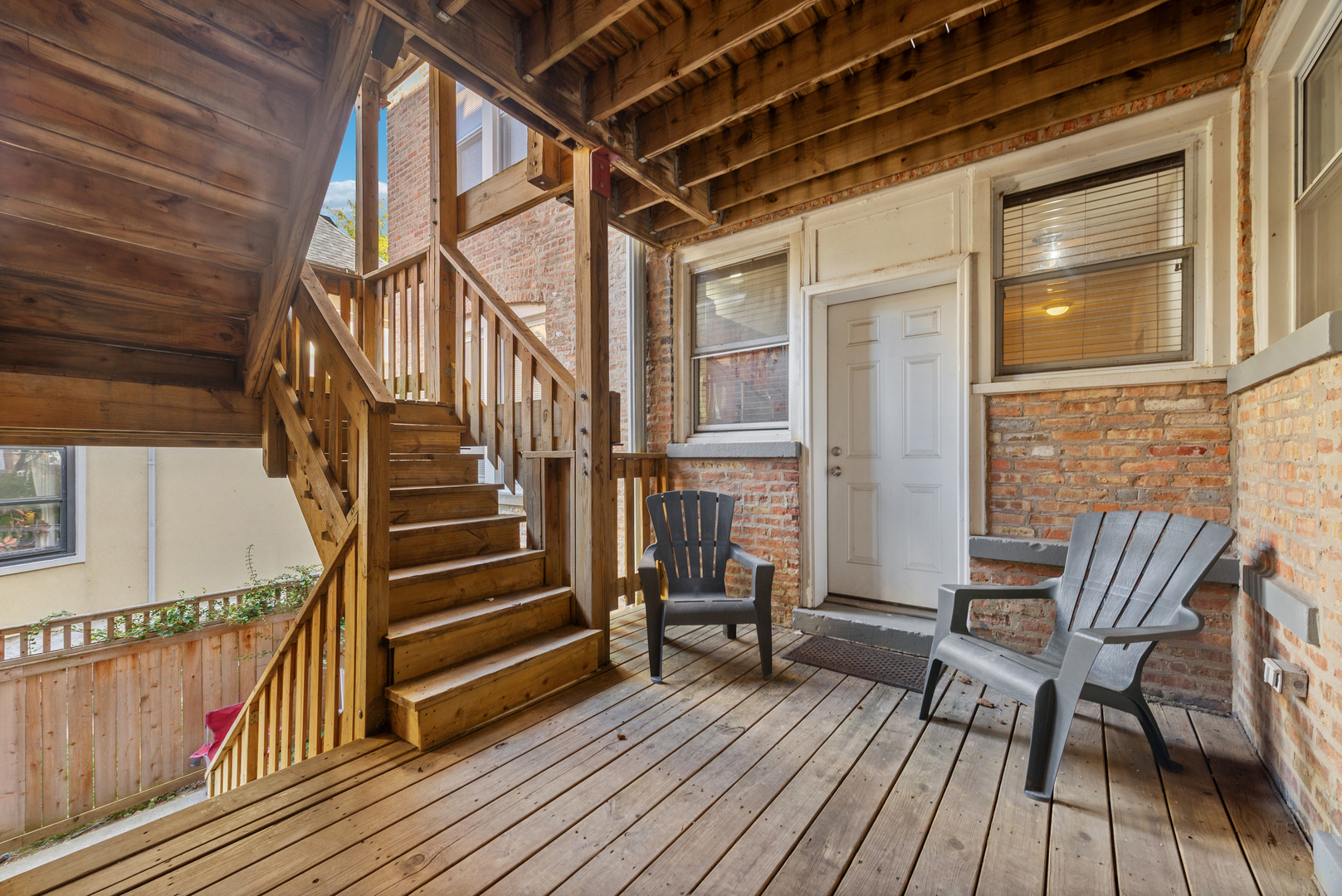 1515 W Pratt Boulevard Unit: 1