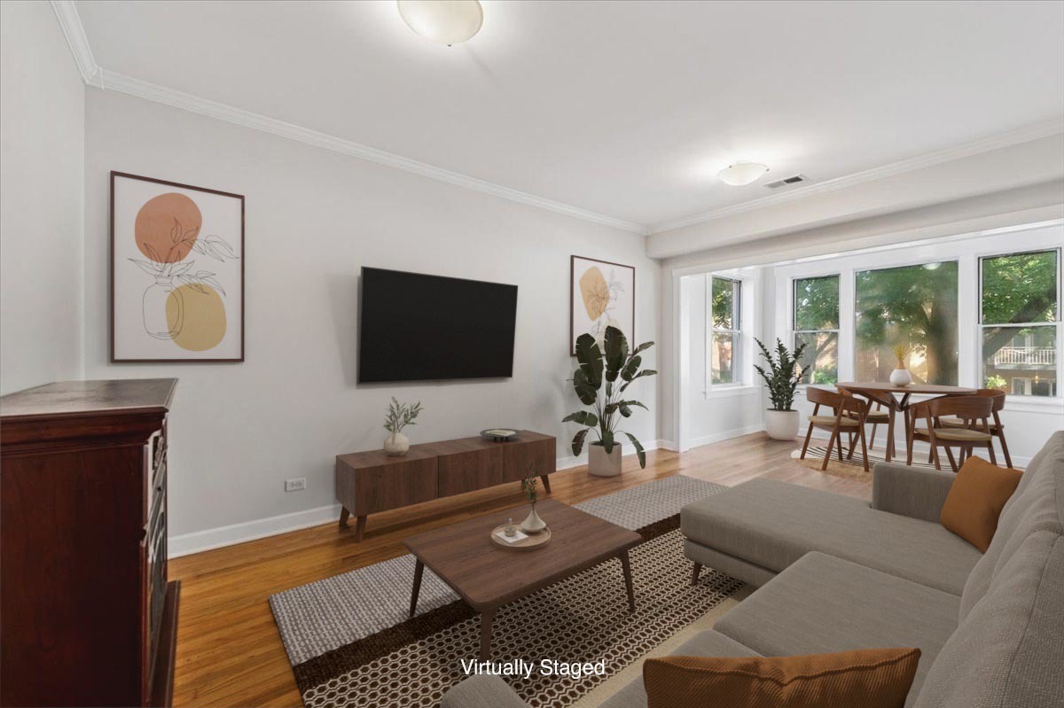 1515 W Pratt Boulevard Unit: 1