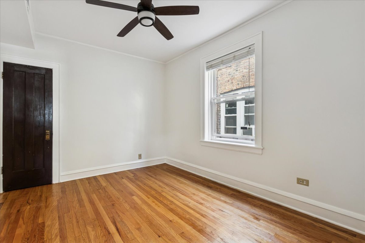 6724 N Campbell Avenue Unit: 1