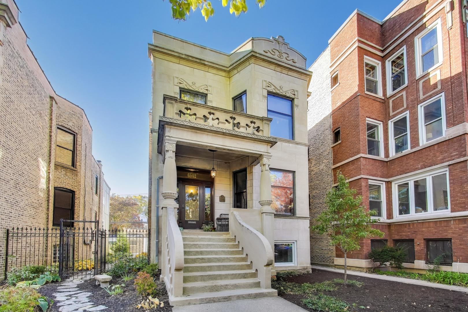 6542 N Newgard Avenue Unit: 1