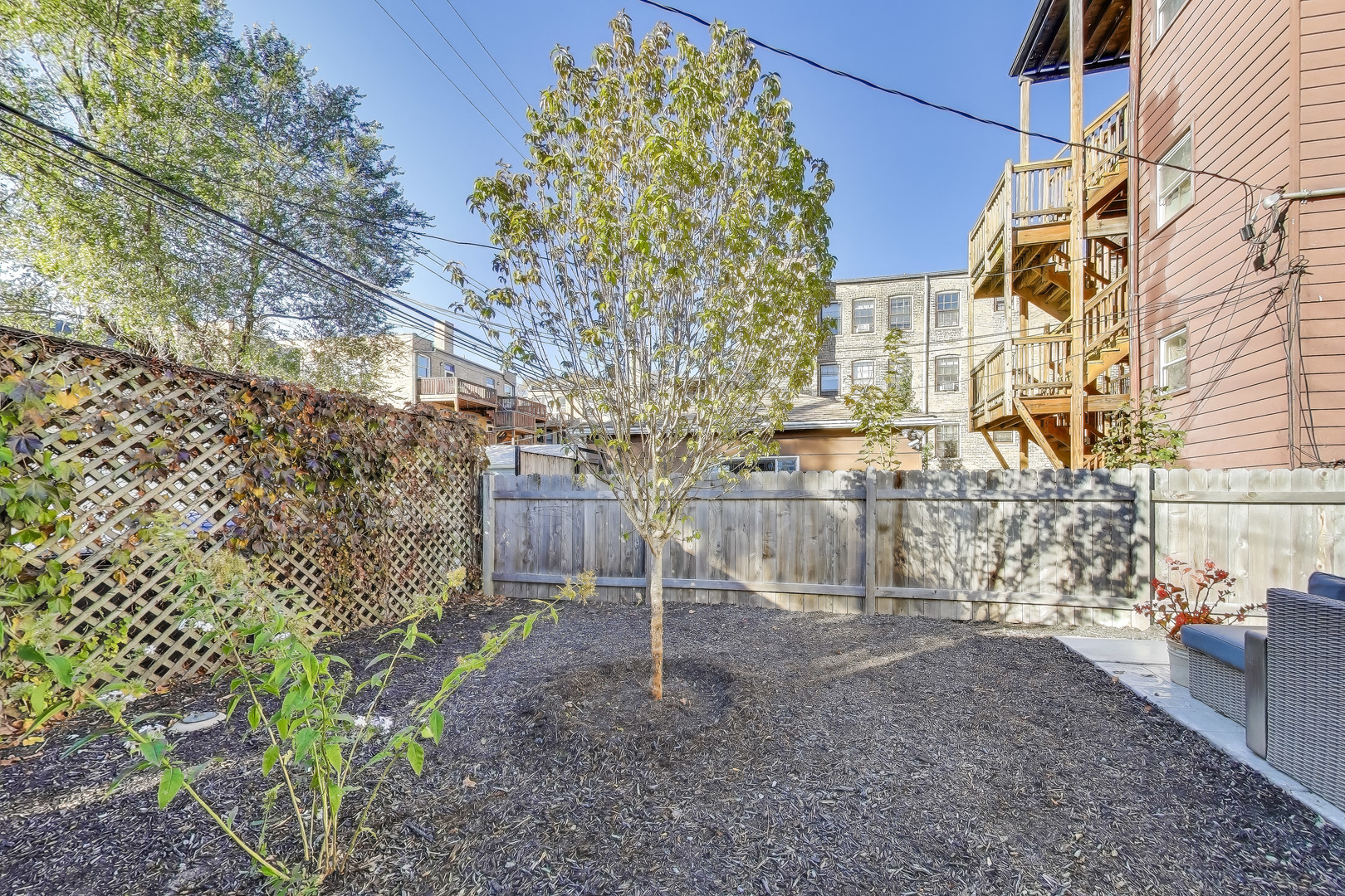 6542 N Newgard Avenue Unit: 1