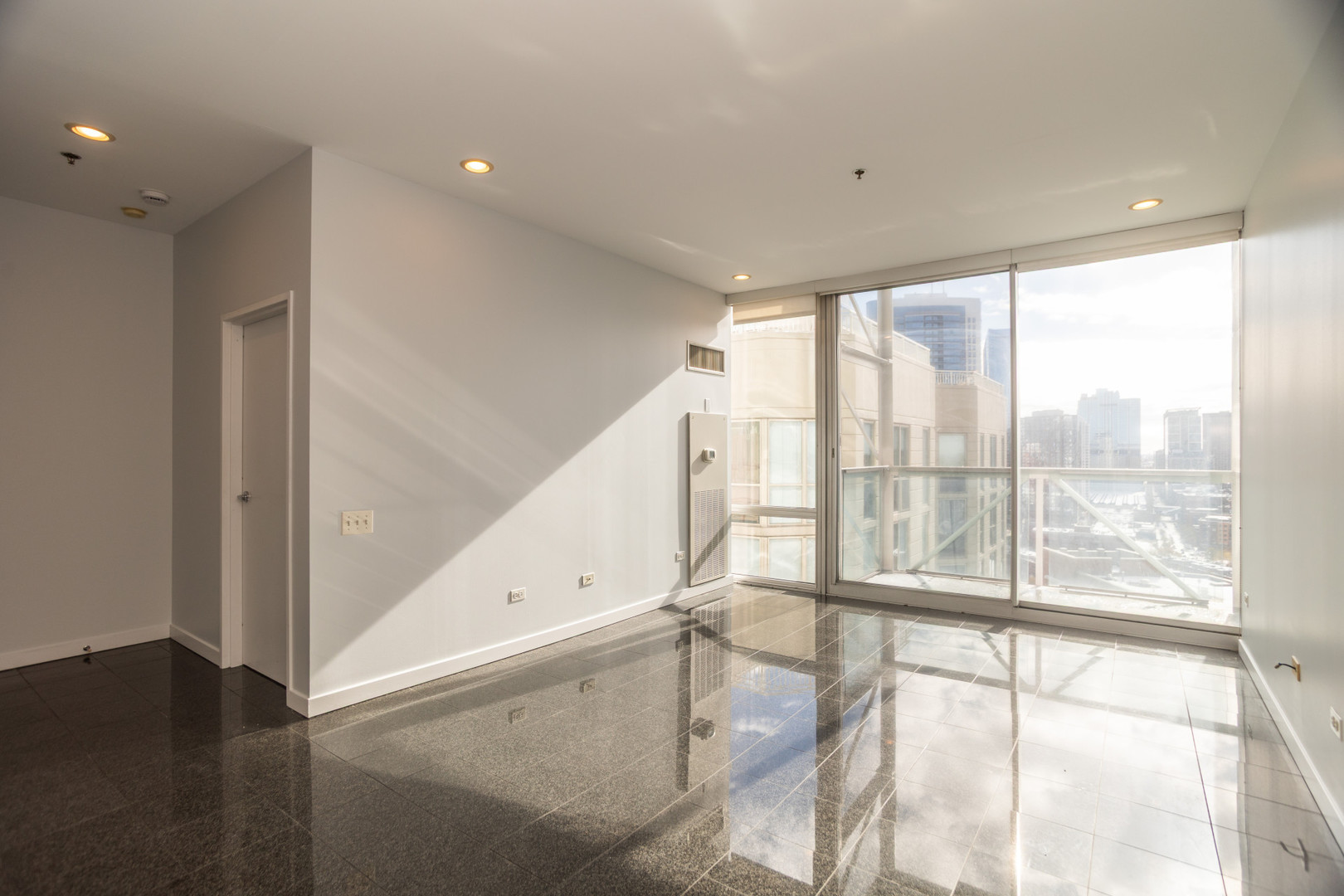 653 N Kingsbury Street Unit: 2308