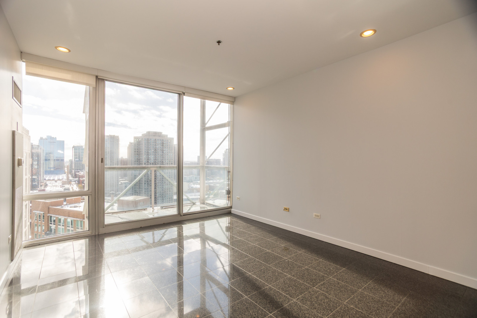 653 N Kingsbury Street Unit: 2308