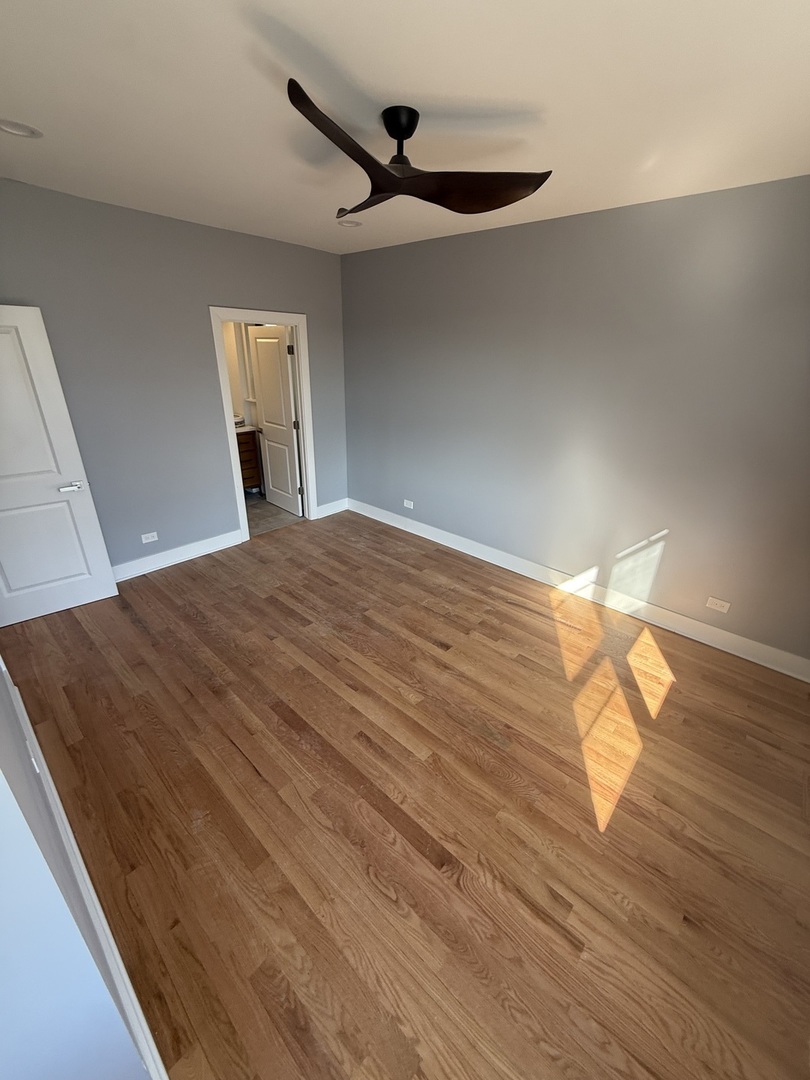 2157 N Western Avenue Unit: 2