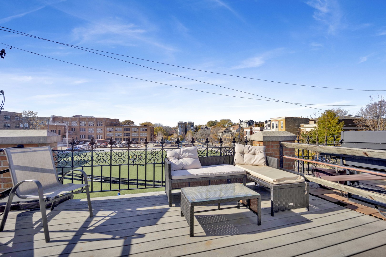 623 W DRUMMOND Place Unit: 6