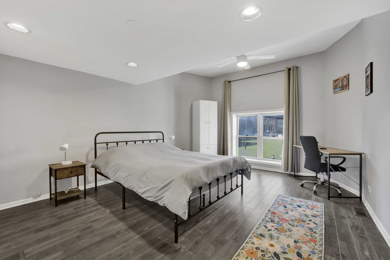 623 W DRUMMOND Place Unit: 6