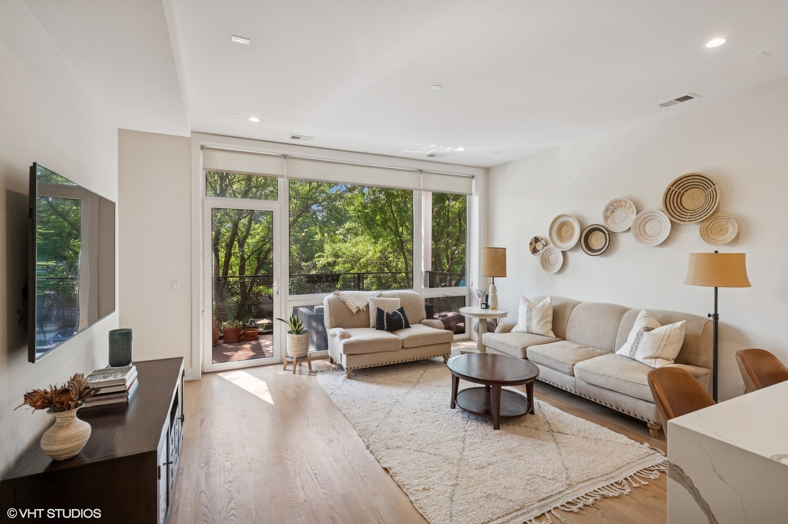 1753 N kedzie Boulevard Unit: 2