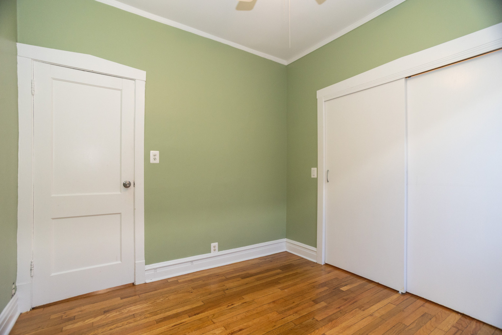 3033 W Gunnison Street Unit: 1