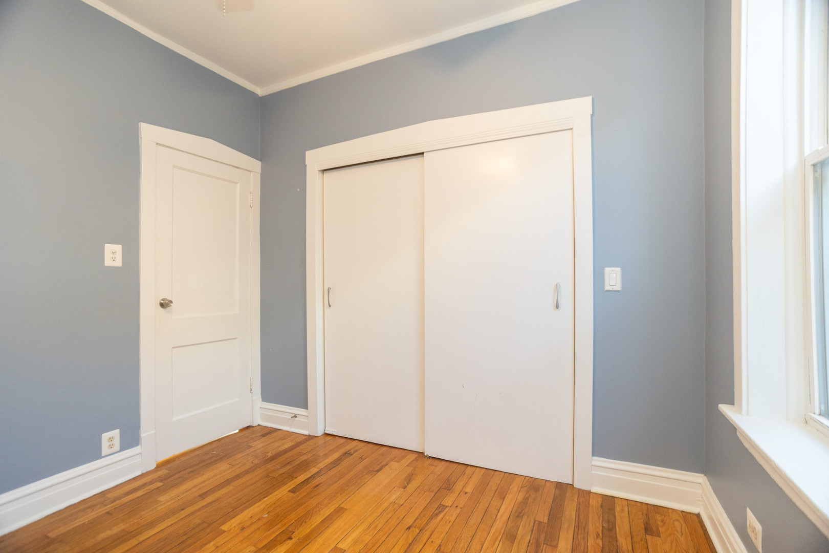 3033 W Gunnison Street Unit: 1