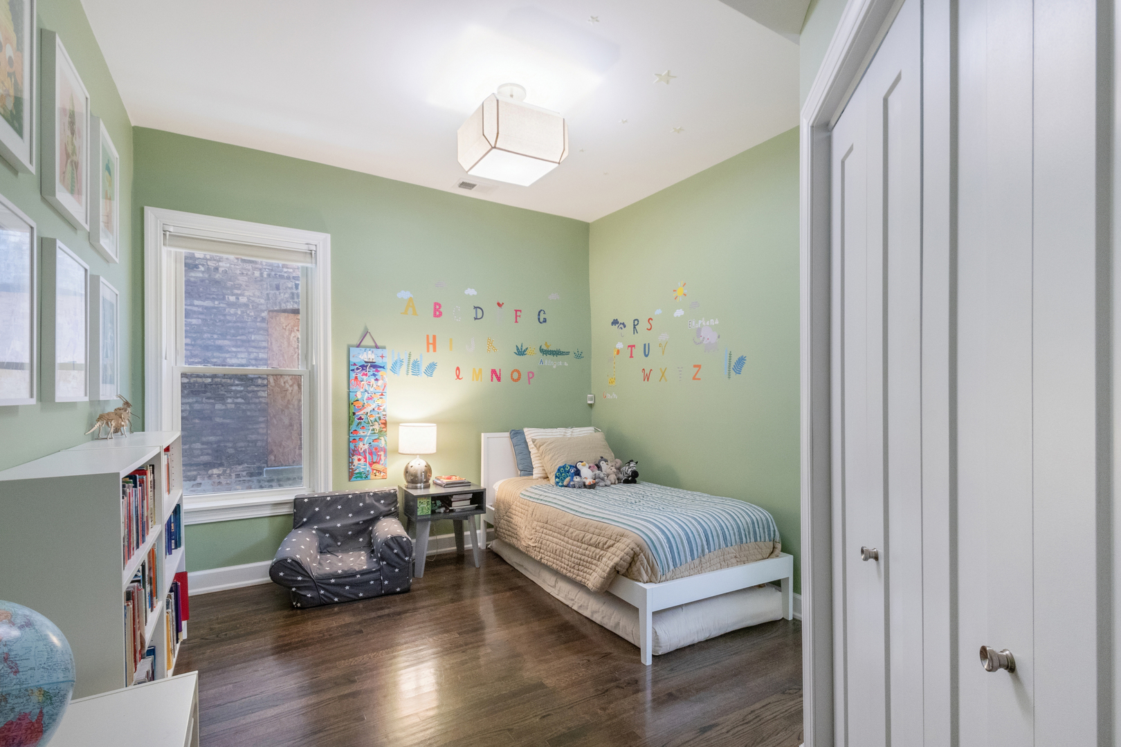 926 W Margate Terrace Unit: 1W
