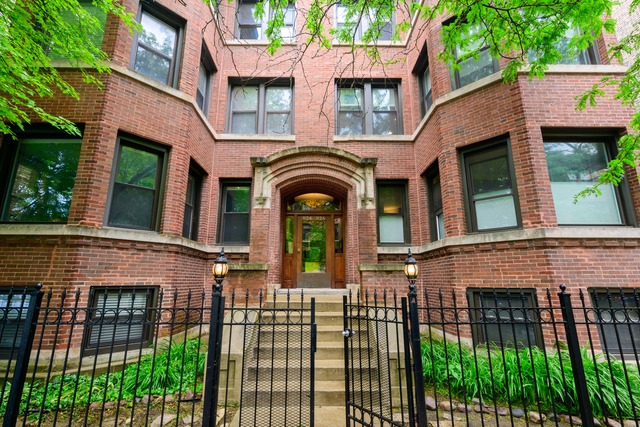 926 W Margate Terrace Unit: 1W