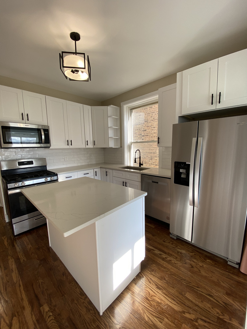 3749 W Wrightwood Avenue Unit: 1