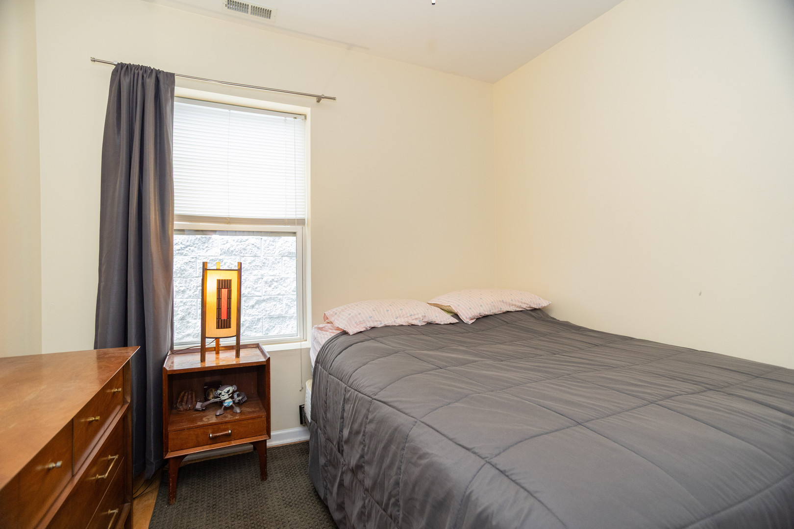 4750 N Albany Avenue Unit: 3