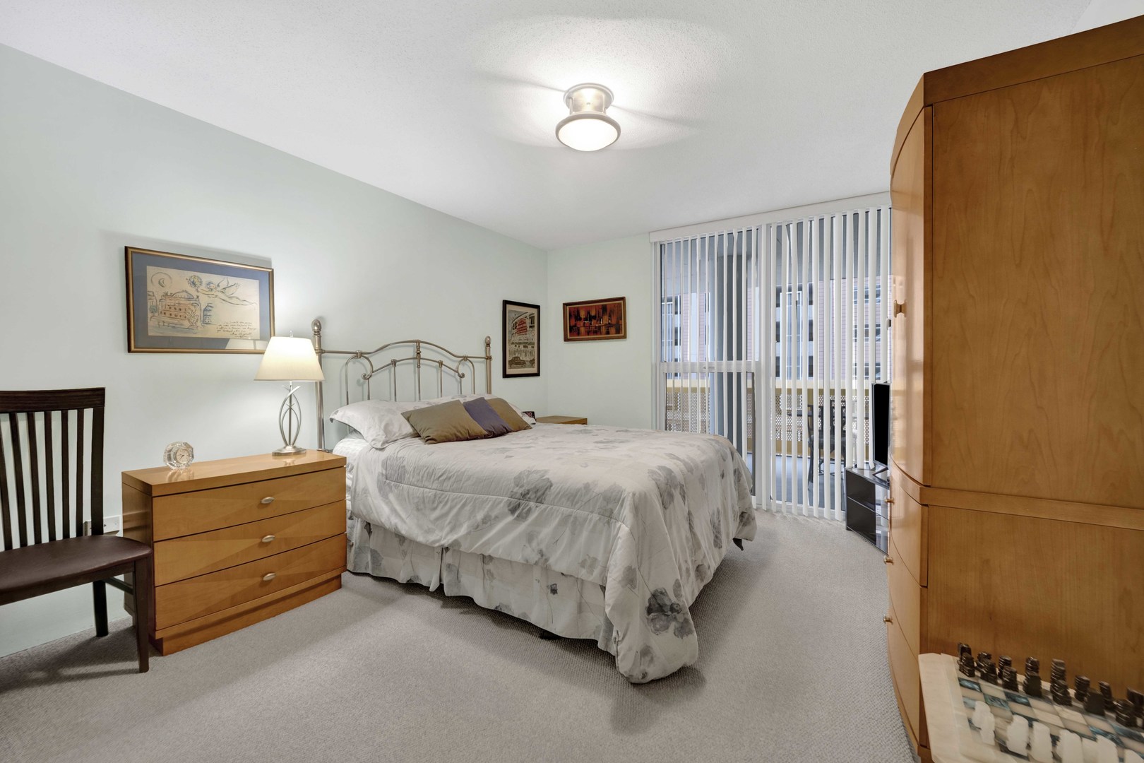 1580 sherman Avenue Unit: 906