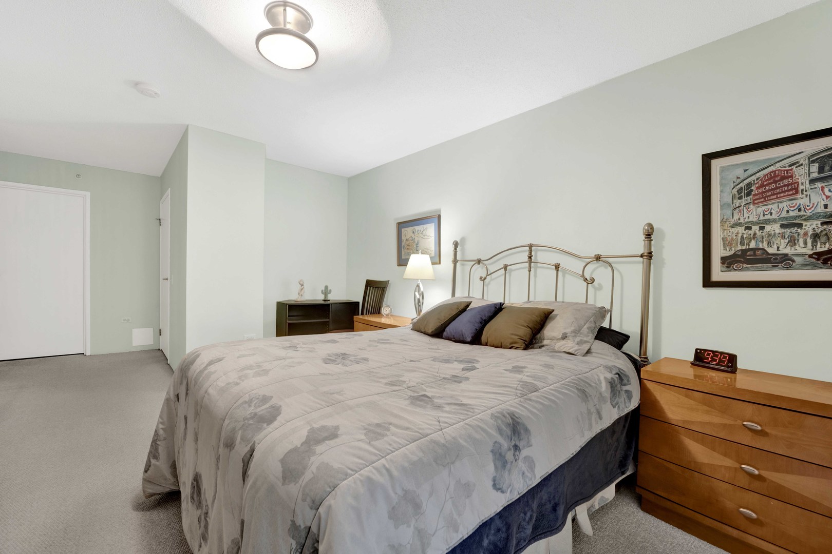 1580 sherman Avenue Unit: 906