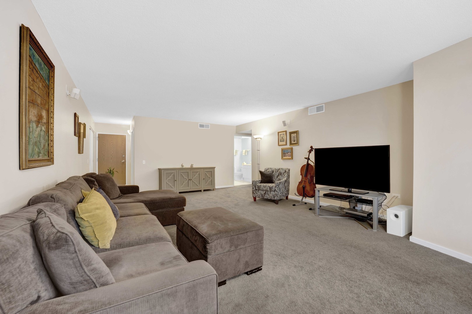 1580 sherman Avenue Unit: 906