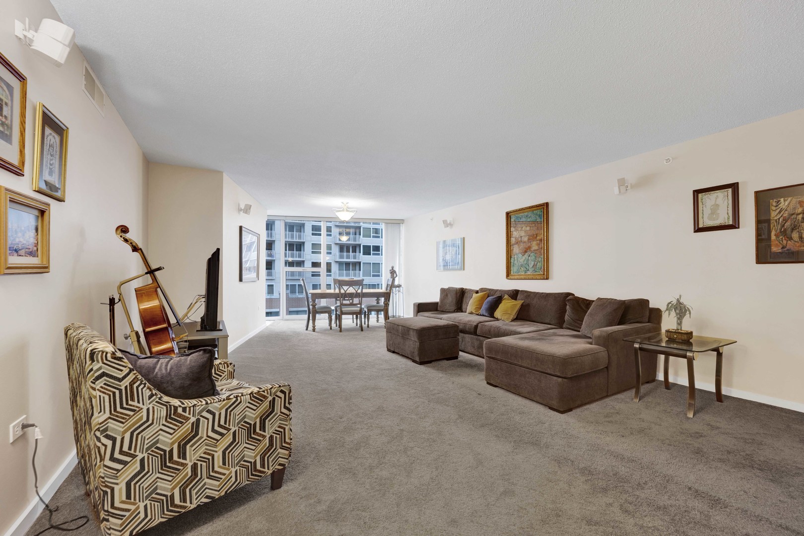 1580 sherman Avenue Unit: 906
