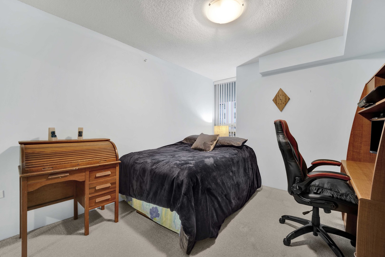 1580 sherman Avenue Unit: 906