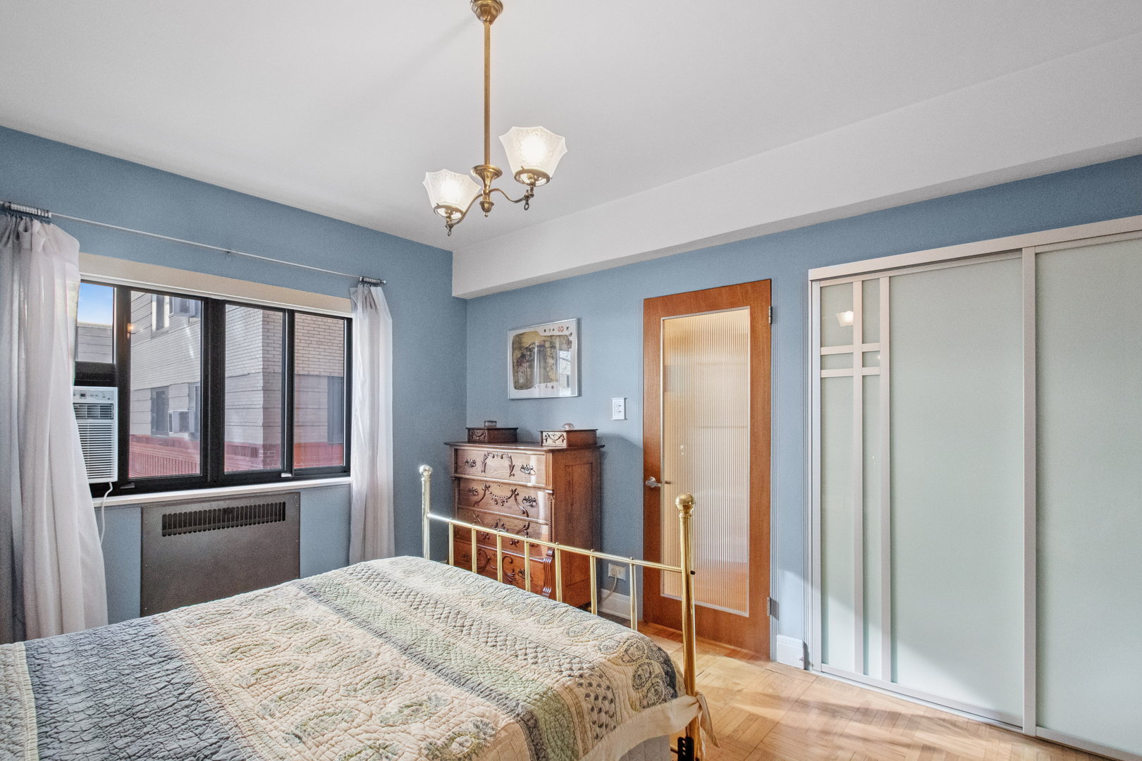 5048 N Marine Drive Unit: C3