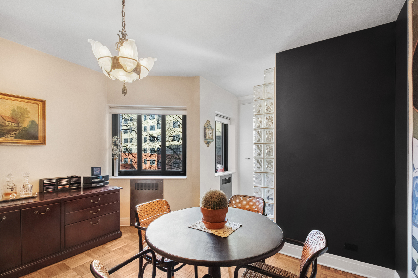 5048 N Marine Drive Unit: C3
